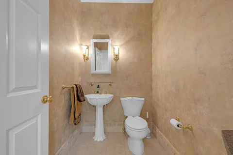 $619,000 | 10 High Pine Circle, Unit 10, Wilbraham, MA 01095
