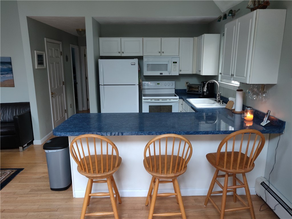 148 Old Coach Road Charlestown, RI 02813 - Photo 6 of 20 Kitchen