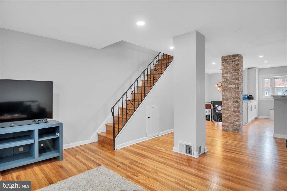 3331 Fairdale Road Philadelphia, PA 19154 - Photo 12 of 24