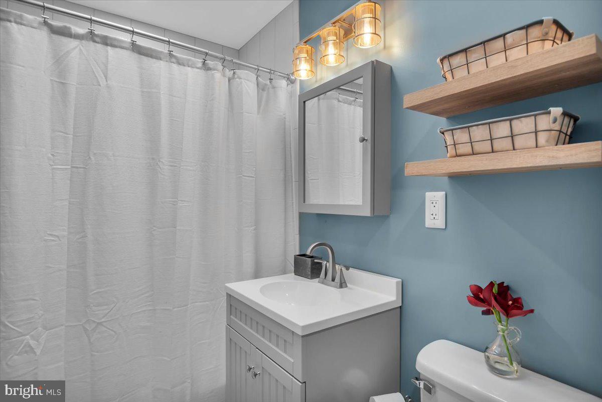 3331 Fairdale Road Philadelphia, PA 19154 - Photo 15 of 24