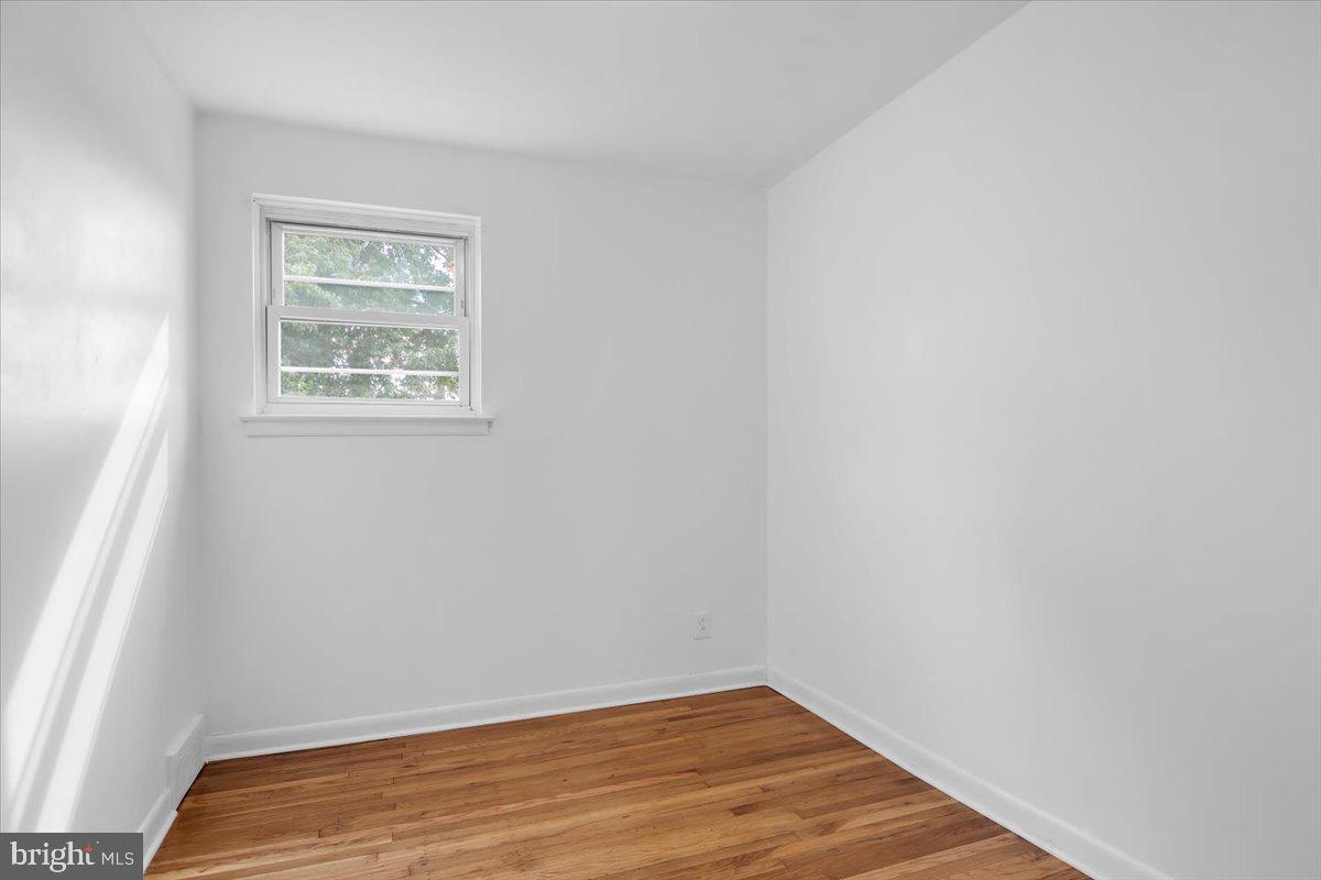 3331 Fairdale Road Philadelphia, PA 19154 - Photo 17 of 24