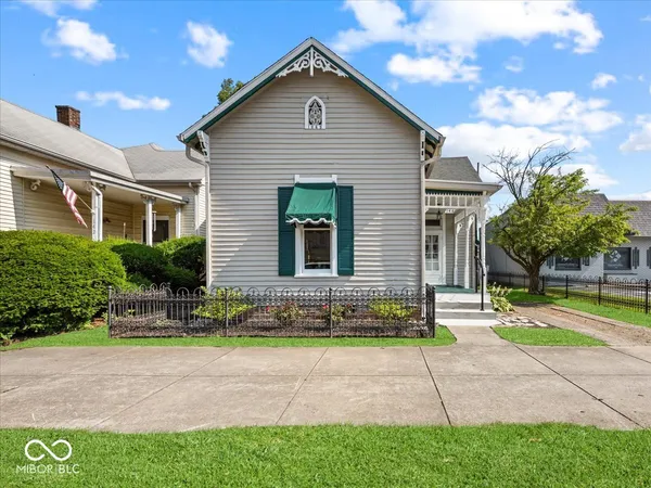 $159,900 | 146 East Broadway Street, Shelbyville, IN 46176