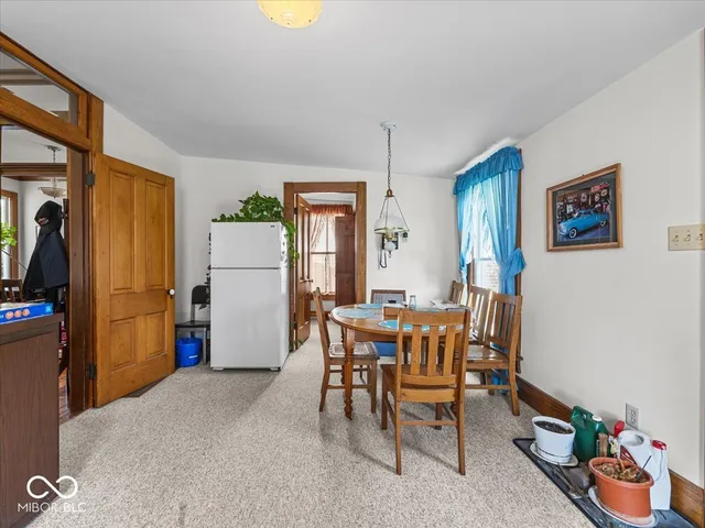 $159,900 | 146 East Broadway Street, Shelbyville, IN 46176