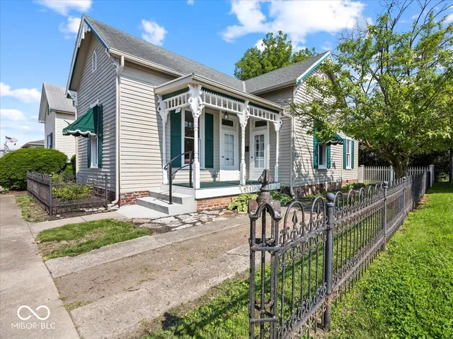 $159,900 | 146 East Broadway Street, Shelbyville, IN 46176