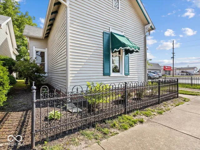 $159,900 | 146 East Broadway Street, Shelbyville, IN 46176