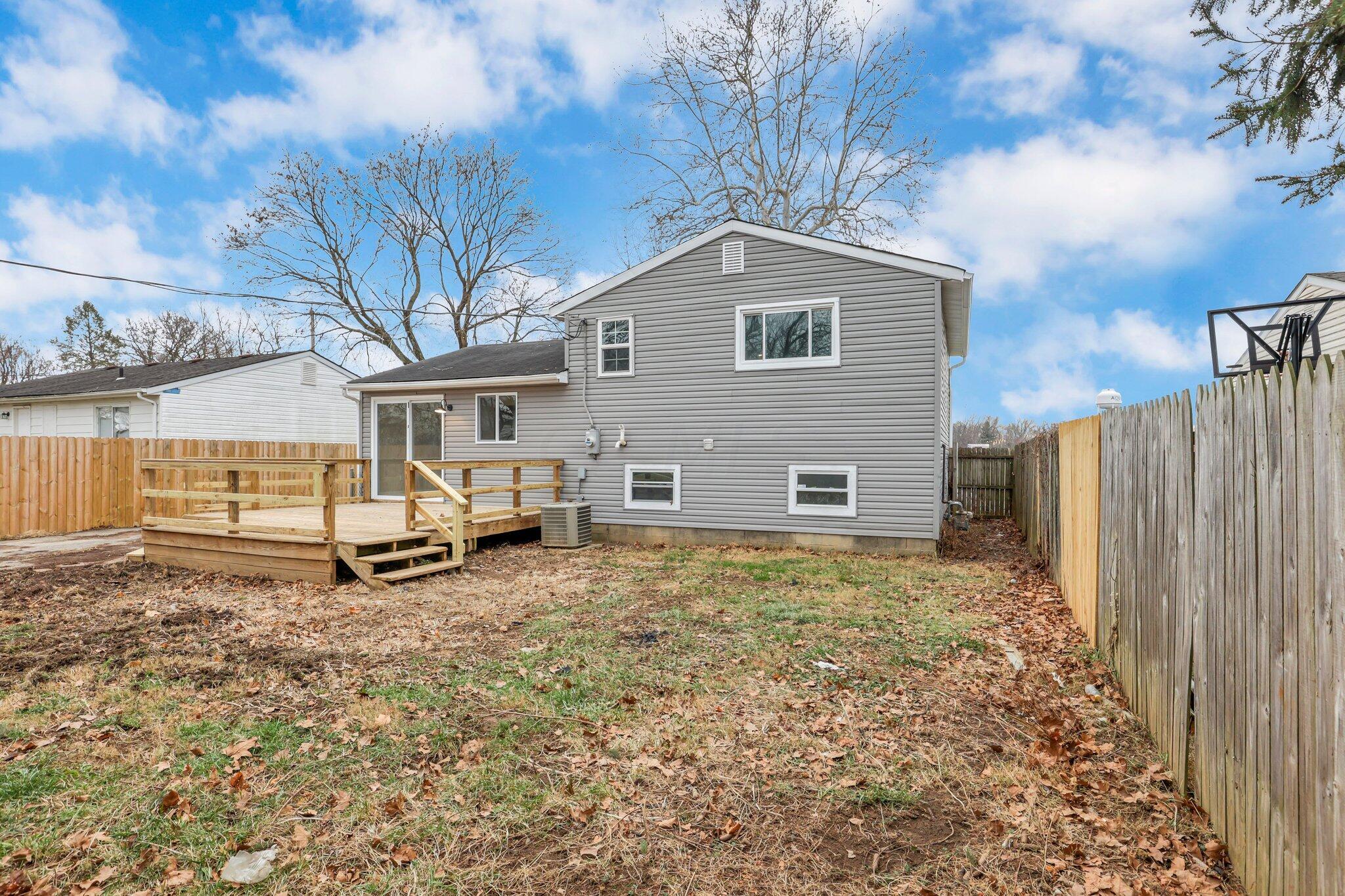 3628 Arnsby Road Columbus, OH 43232 - Photo 34 of 41 10-web-or-mls-0N4A6038