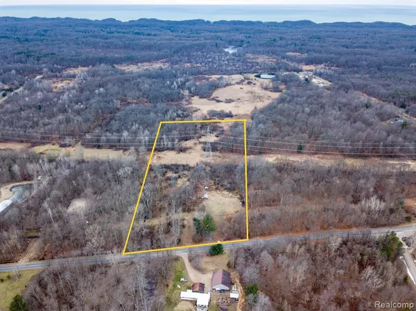 $80,000 | 39050 78th Street, Covert, MI 49043