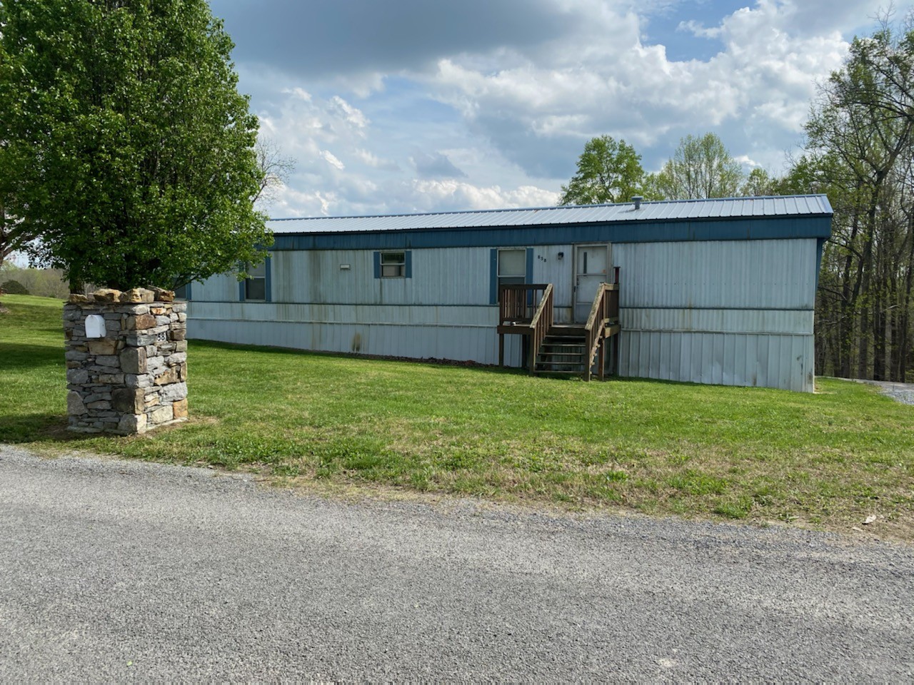 900 Holland Road Lafayette, TN 37083 - Photo 5 of 10 Gallery Image 5