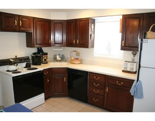 5 Breen Road Westborough, MA 01581 - Photo 2 of 21 Gallery Image 2