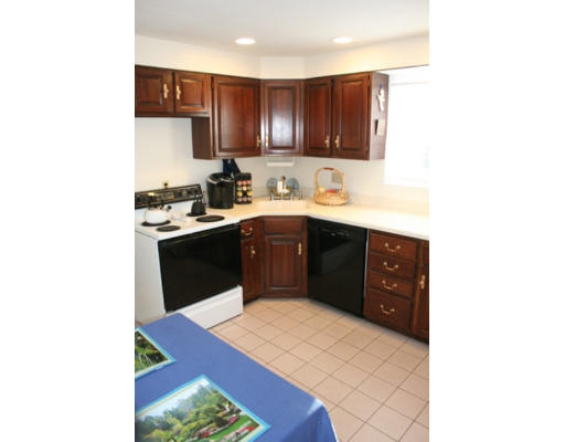 5 Breen Road Westborough, MA 01581 - Photo 3 of 21 Gallery Image 3