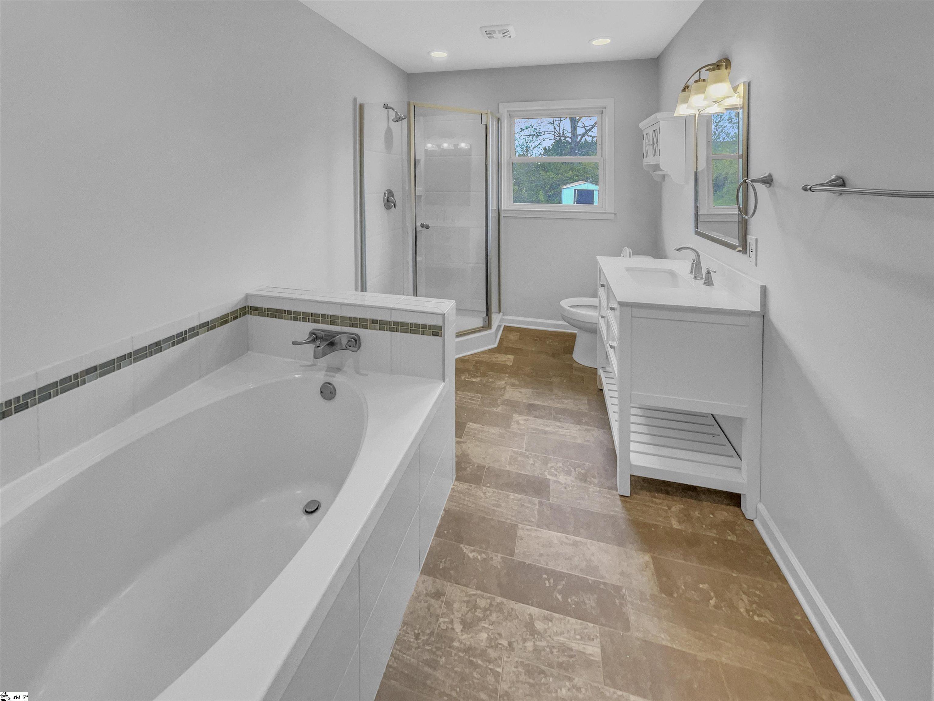 504 American Legion Road Greer, SC 29651 - Photo 7 of 21 Gallery Image 7