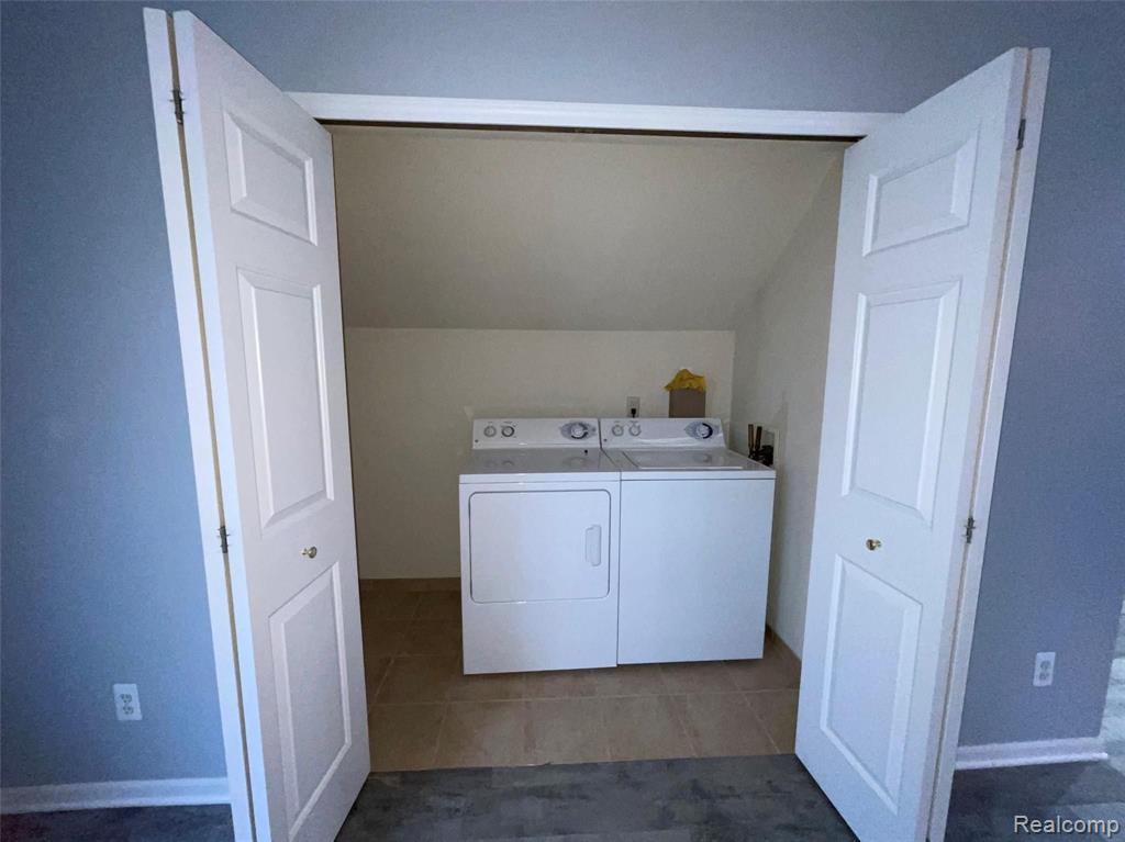 1125 Eureka Road, Unit 206 Wyandotte, MI 48192 - Photo 7 of 13