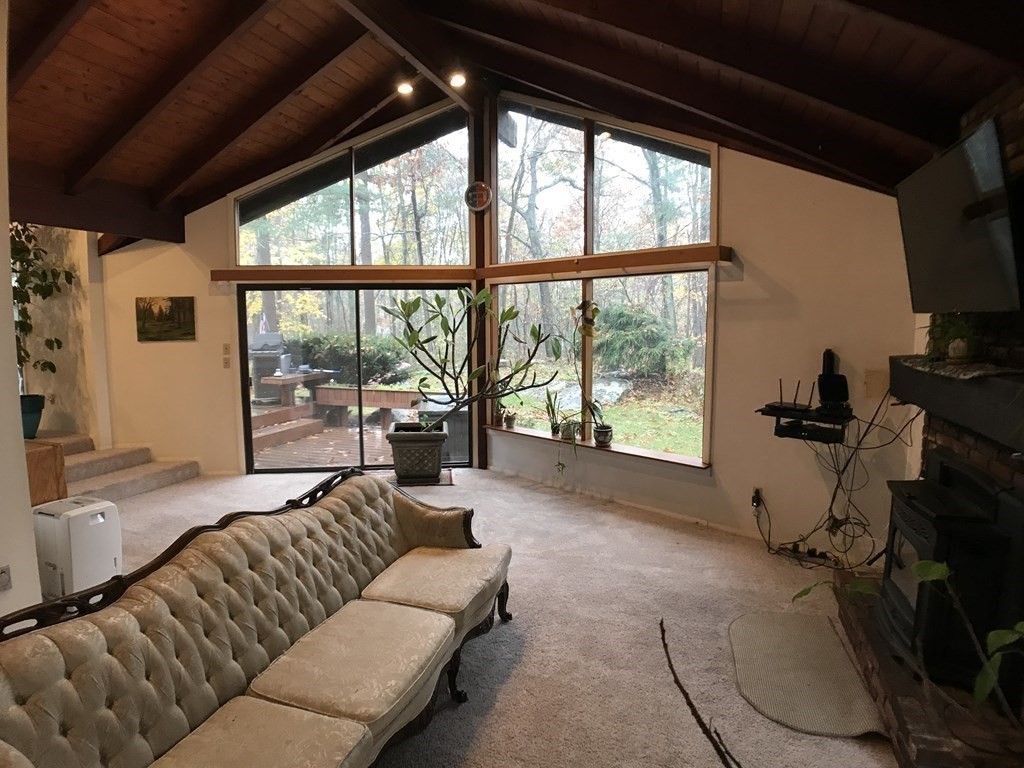 61 Christian Hill Road Upton, MA 01568 - Photo 11 of 30 Gallery Image 11