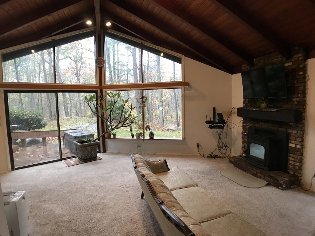 61 Christian Hill Road Upton, MA 01568 - Photo 12 of 30 Gallery Image 12