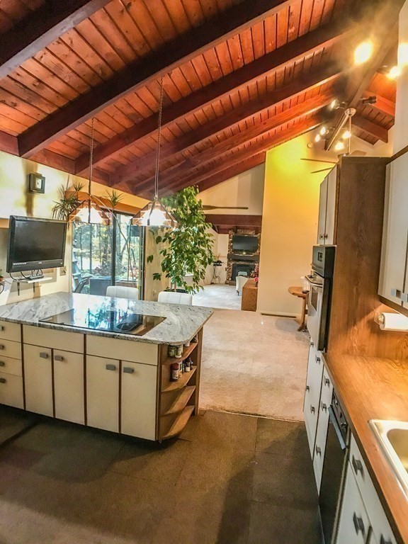 61 Christian Hill Road Upton, MA 01568 - Photo 8 of 30 Gallery Image 8