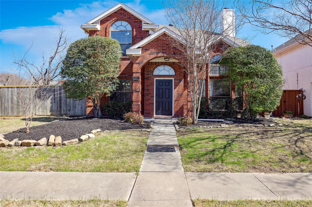 a building view with a outdoor space