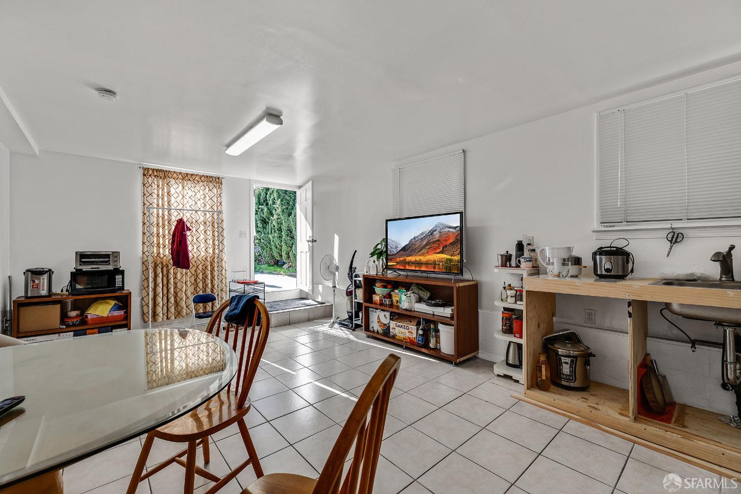 2136 Pacific Avenue Alameda, CA 94501 - Photo 10 of 51