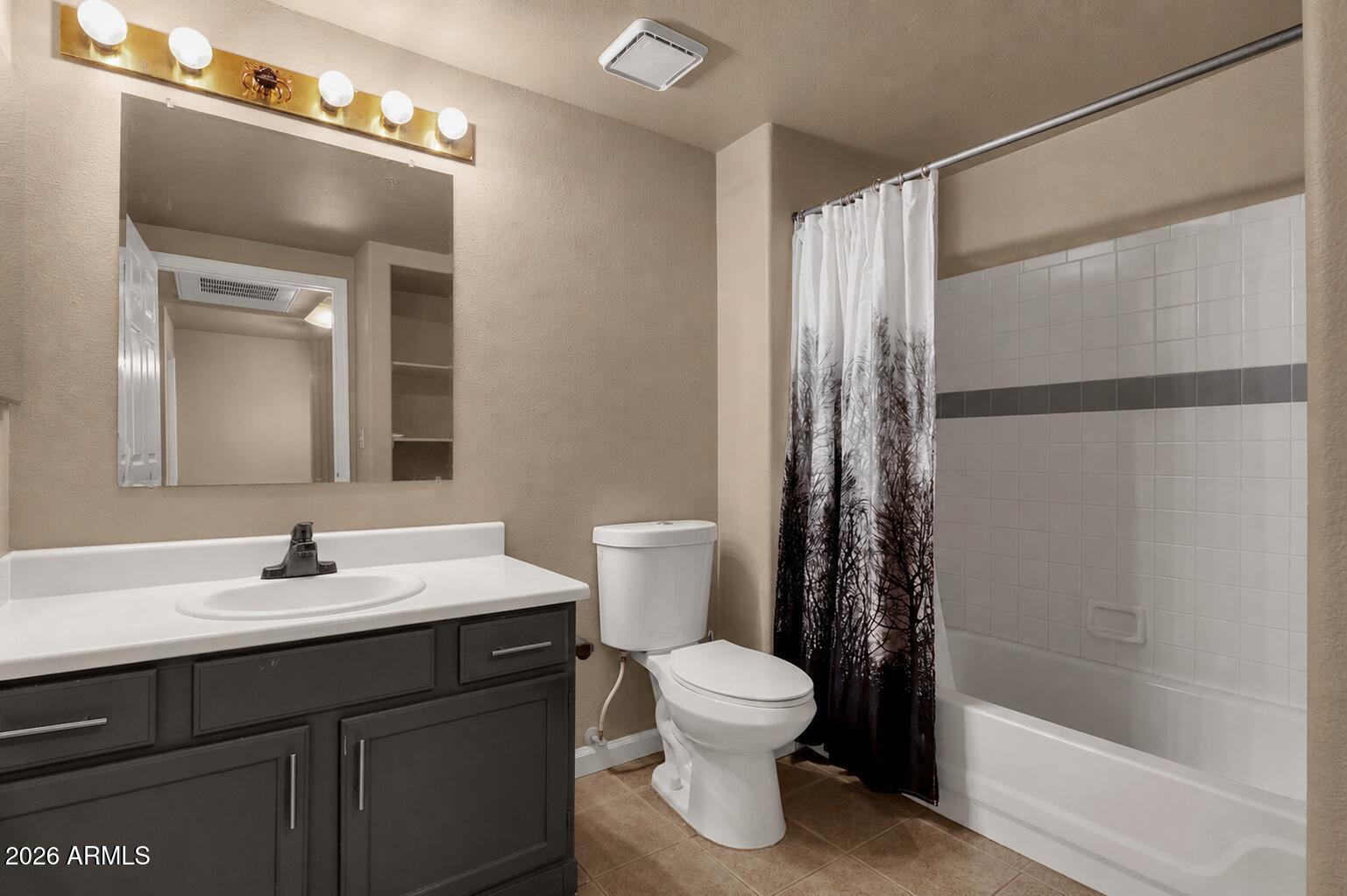 1825 West Ray Road, Unit 1113 Chandler, AZ 85224 - Photo 11 of 33 Bathroom 2