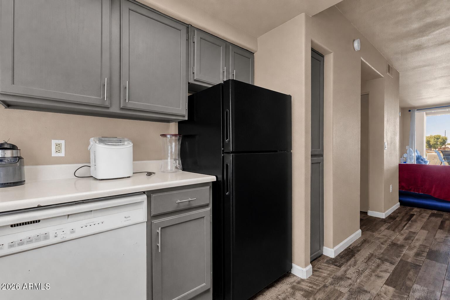 1825 West Ray Road, Unit 1113 Chandler, AZ 85224 - Photo 3 of 33 Kitchen