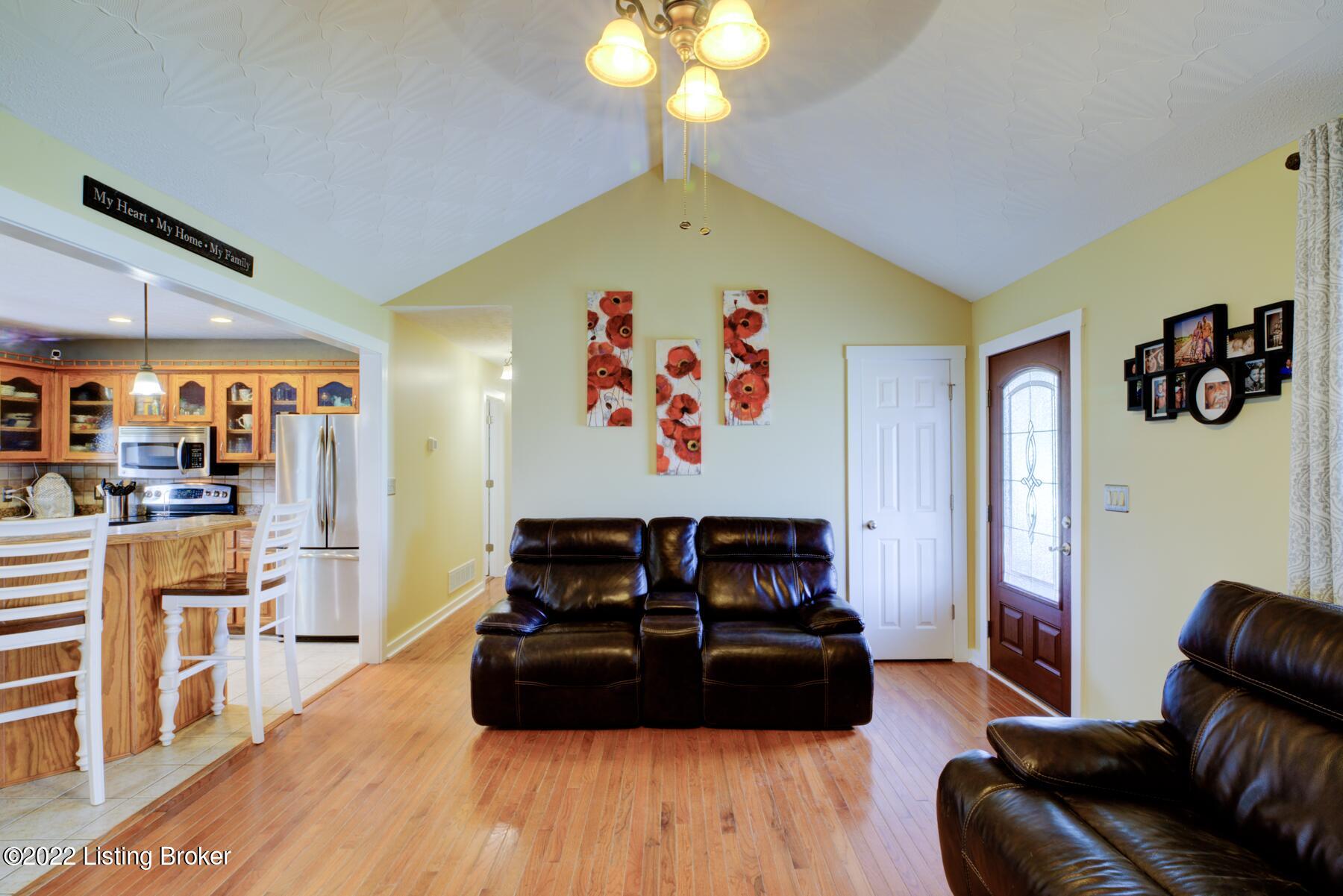 133 Floyds Fork Road Shepherdsville, KY 40165 - Photo 7 of 39 GSP-133_Floyds_Fork_Dr-7
