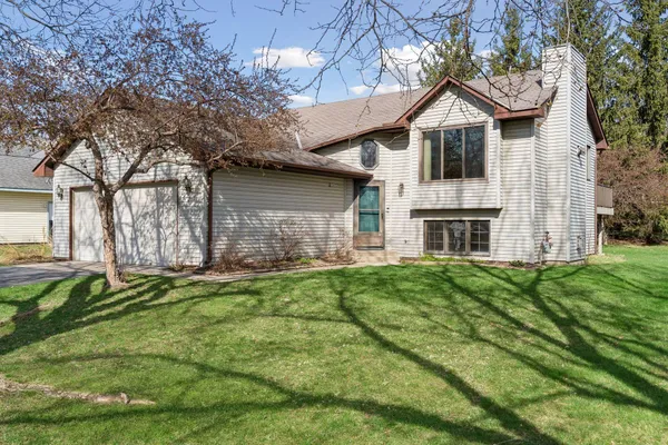 $391,200 | 1886 Waterford Lane, Chaska, MN 55318