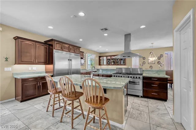 $679,900 | 3930 Burma Road, North Las Vegas, NV 89032