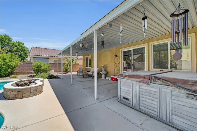 $679,900 | 3930 Burma Road, North Las Vegas, NV 89032