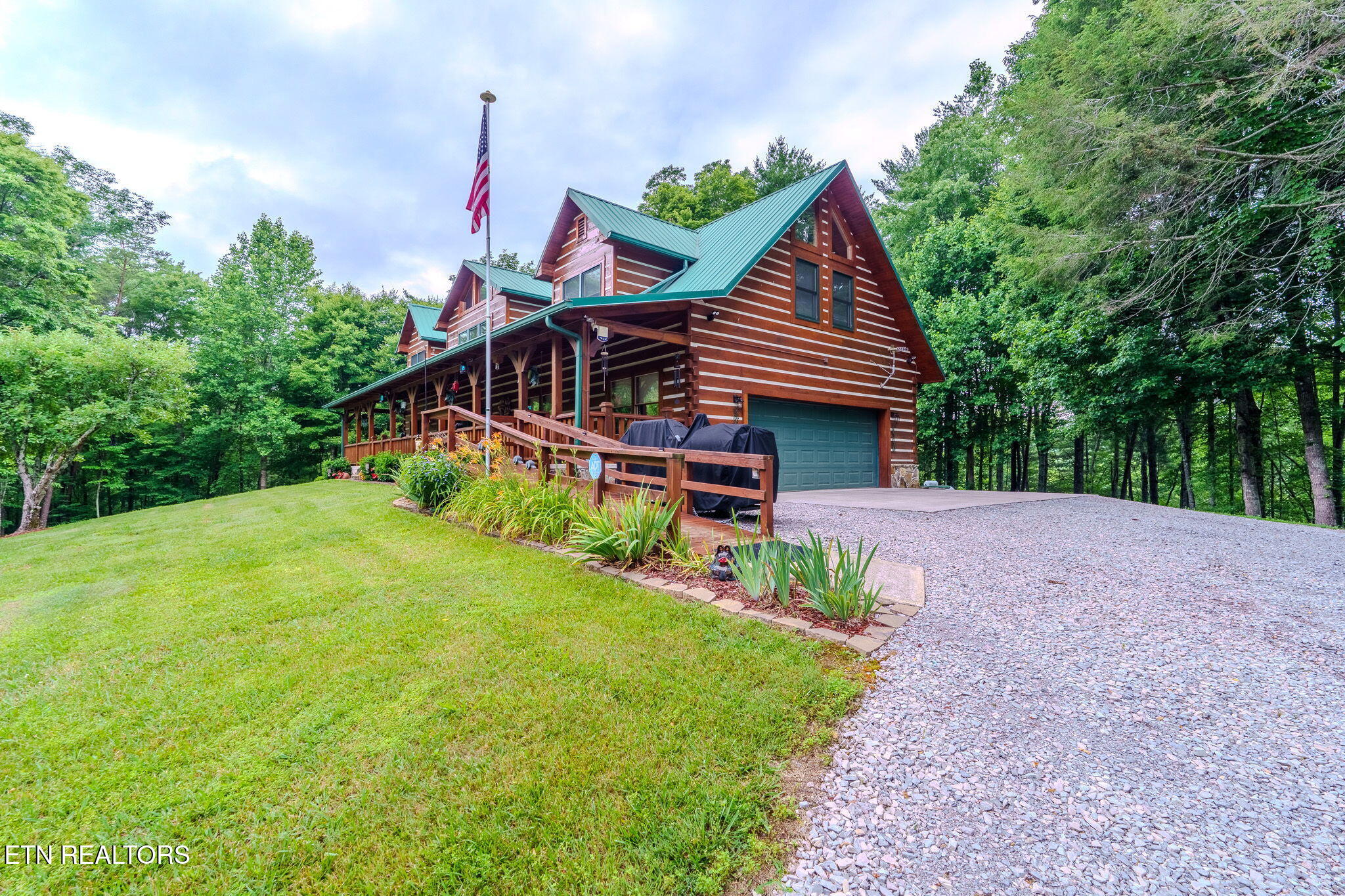 2120 Mt Pleasant Road Vonore, TN 37885 - Photo 3 of 49 39-web-or-mls-_DSC9617-HDR