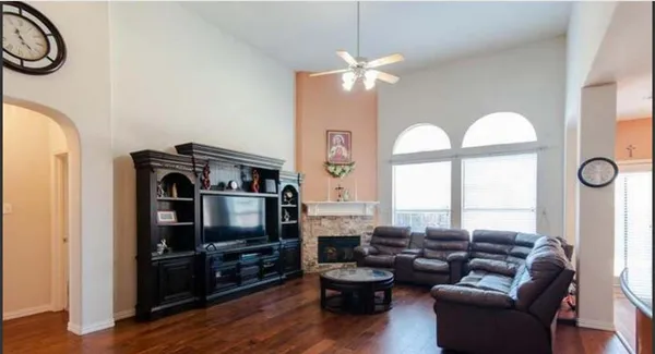 $3,300 | 8373 Brightside Lane, Frisco, TX 75035