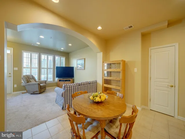 $350,000 | 1864 Monocacy View Circle, Unit 56A, Frederick, MD 21701