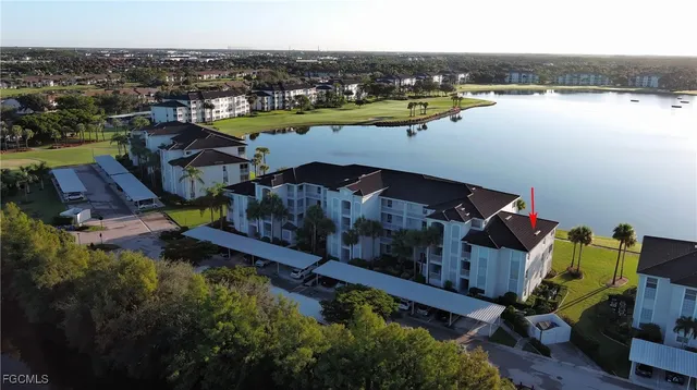 $329,000 | 10371 Butterfly Palm Drive, Unit 828, Fort Myers, FL 33966