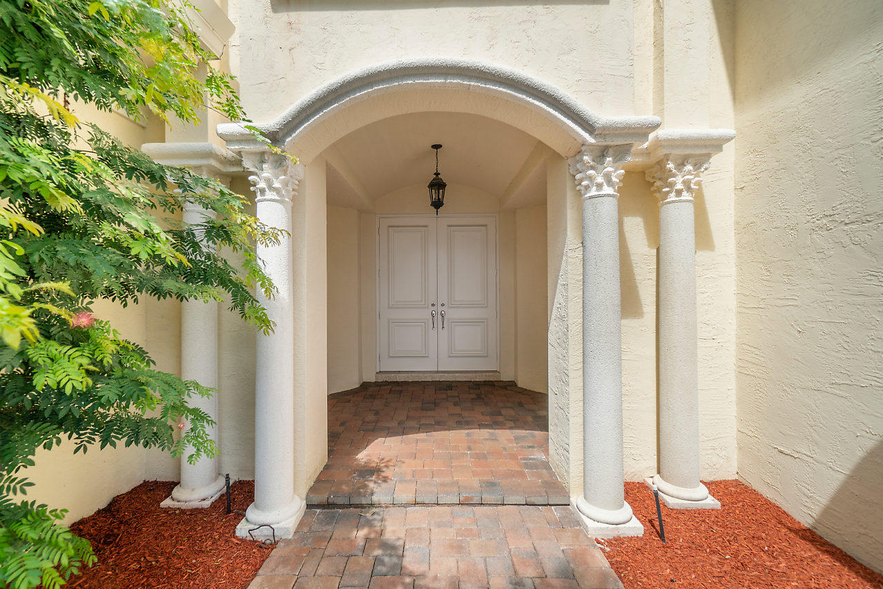 17815 Cadena Drive Boca Raton, FL 33496 - Photo 8 of 55 004-17815CadenaDr-BocaRaton-FL-small