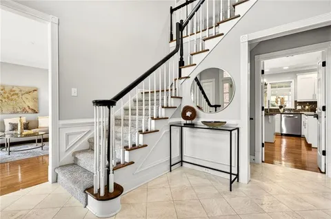 $925,000 | 620 Lake Medlock Court, Alpharetta, GA 30022