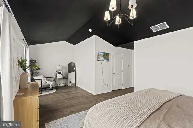 $389,000 | 103 Oak Ridge Drive, Mount Royal, NJ 08061