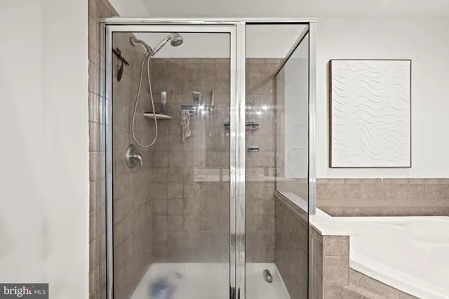 $389,000 | 103 Oak Ridge Drive, Mount Royal, NJ 08061