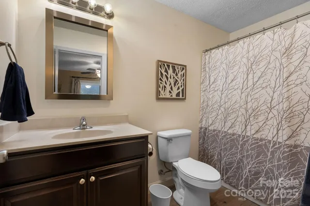 $245,000 | 4340 North Center Street, Unit 601, Hickory, NC 28601