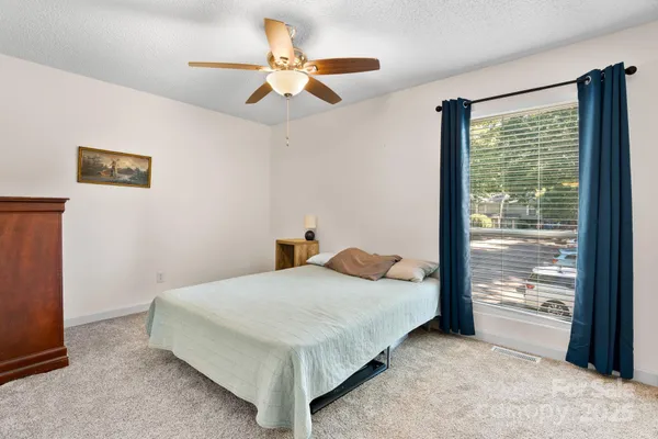 $239,900 | 4340 North Center Street, Unit 601, Hickory, NC 28601