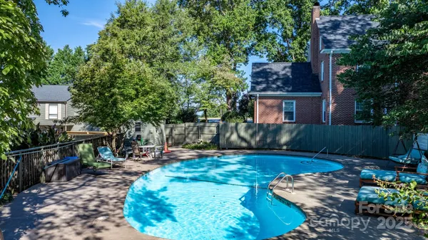 $239,900 | 4340 North Center Street, Unit 601, Hickory, NC 28601