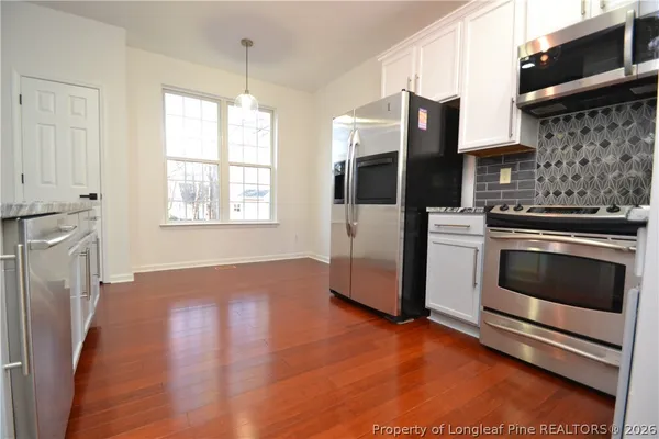 $2,095 | 900 Creek Haven Drive, Holly Springs, NC 27540