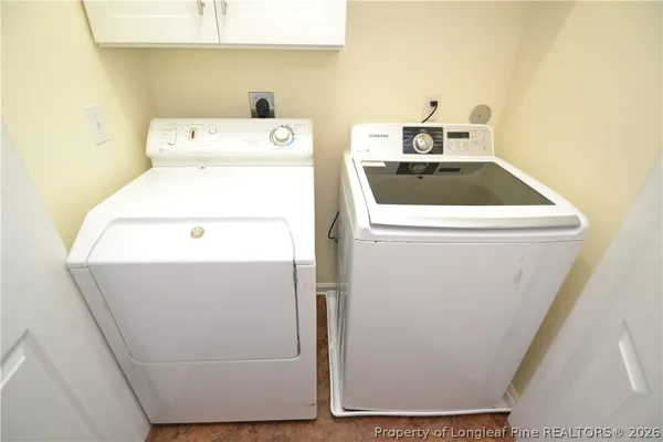 $2,095 | 900 Creek Haven Drive, Holly Springs, NC 27540