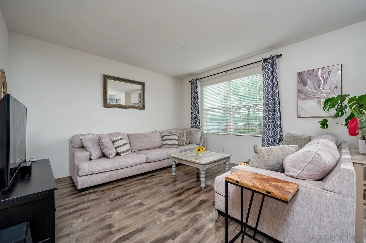 1345 Santa Diana Road, Unit 5 Chula Vista, CA 91913 - Photo 5 of 48