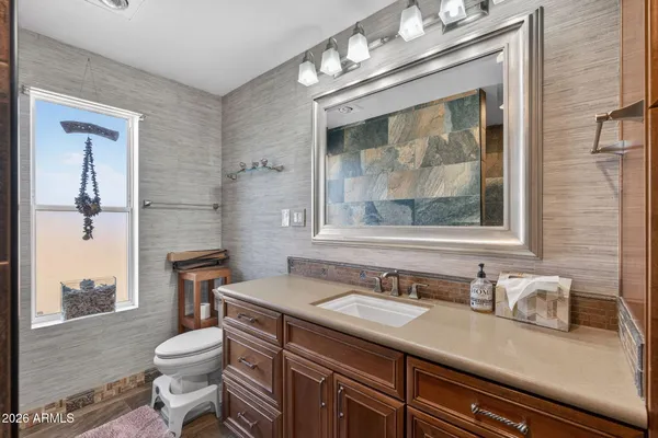 $680,000 | 2011 East Loma Vista Drive, Tempe, AZ 85282