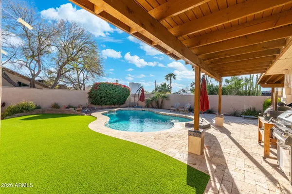 $680,000 | 2011 East Loma Vista Drive, Tempe, AZ 85282