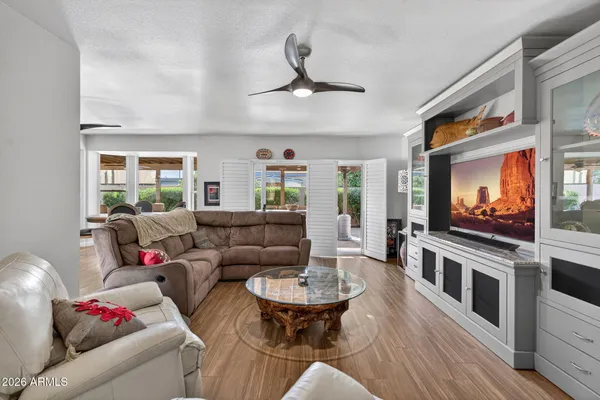 $680,000 | 2011 East Loma Vista Drive, Tempe, AZ 85282