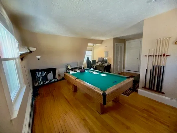 $3,600 | 81 Church Street, Unit 3, Newton, MA 02458