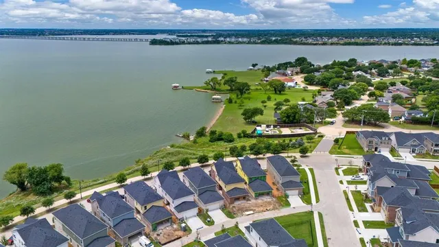 a view of a lake with a outdoor space