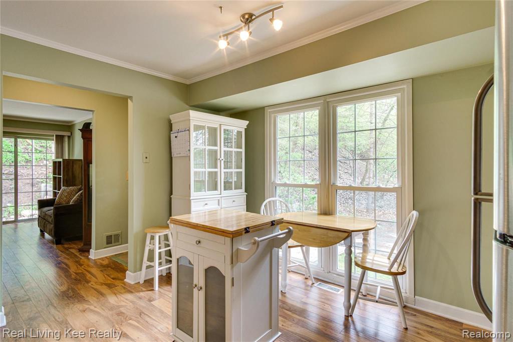 1590 Ravine Lane, Unit 171 Rochester Hills, MI 48306 - Photo 8 of 22
