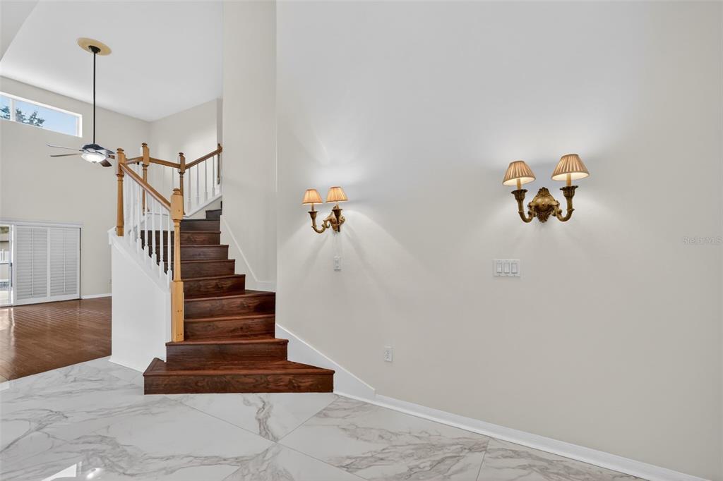 729 Strihal Loop Oakland, FL 34787 - Photo 15 of 49 a view of entryway