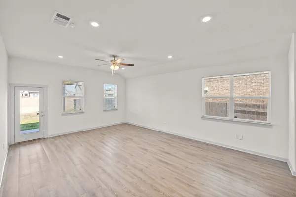 $375,000 | 14101 Mcarthur Drive, Manor, TX 78653