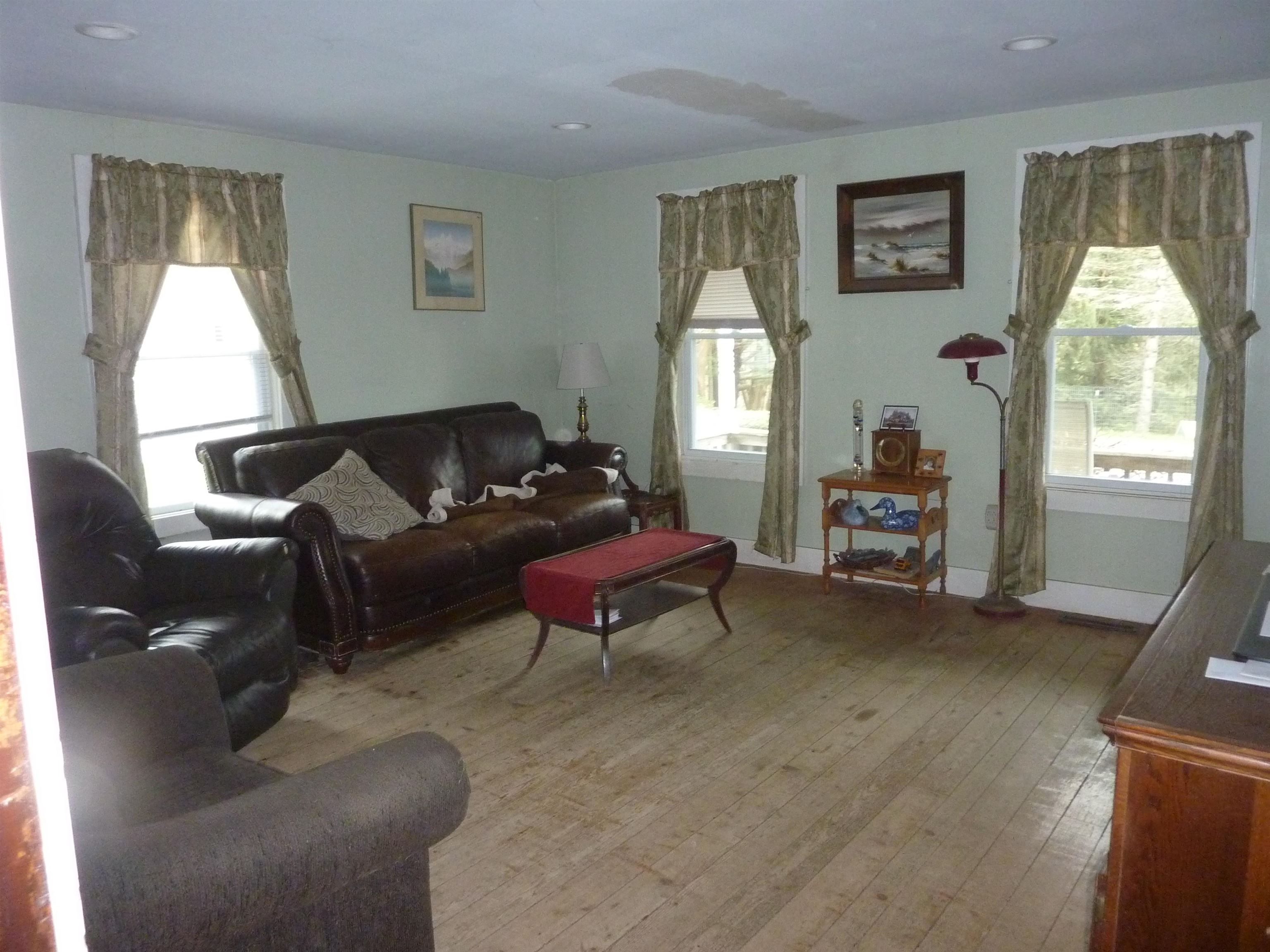 234 Beech Street Bennington, VT 05201 - Photo 3 of 11 Gallery Image 3